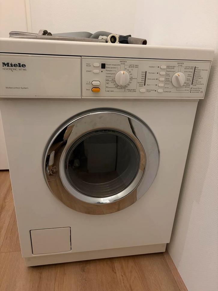 Miele Novotronic Wasmachine Wasdroger, Witgoed en Apparatuur, Wasmachines, Gebruikt, Voorlader, 4 tot 6 kg, Minder dan 85 cm, 1200 tot 1600 toeren