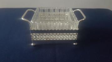 Vintage verzilverde bonbons schaaltje 7cm h x 14cm b x 10cm beschikbaar voor biedingen
