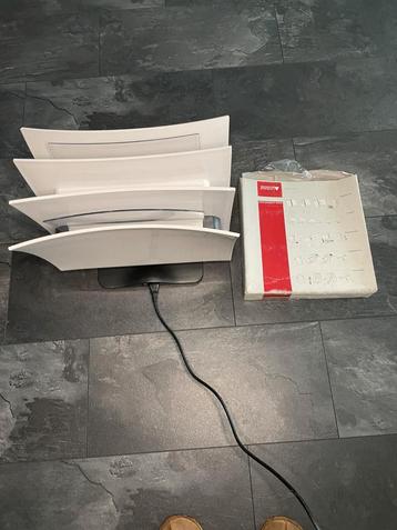 Unibinder 8.2 with a box of sheets  beschikbaar voor biedingen