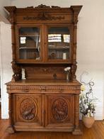 Antieke jachtkast 2.40 hoog 1.40 breed diep 58 cm, Ophalen