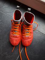 Voetbalschoenen maat 33 decathlon rood oranje, Decathlon, Ophalen of Verzenden, Zo goed als nieuw, Jongen of Meisje