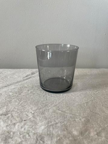 Waterglas Aps beschikbaar voor biedingen