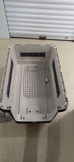 Honden krat, Dieren en Toebehoren, Ophalen, Zo goed als nieuw