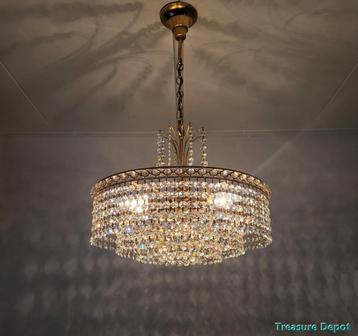 Kristallen vintage kroonluchter beschikbaar voor biedingen