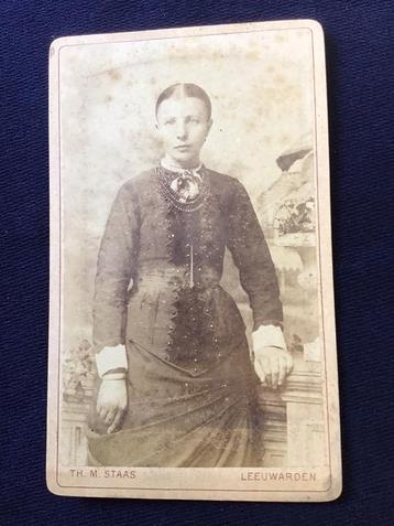 CDV, Dame, Th.M. Staas, Firma E. Fuchs, Leeuwarden beschikbaar voor biedingen