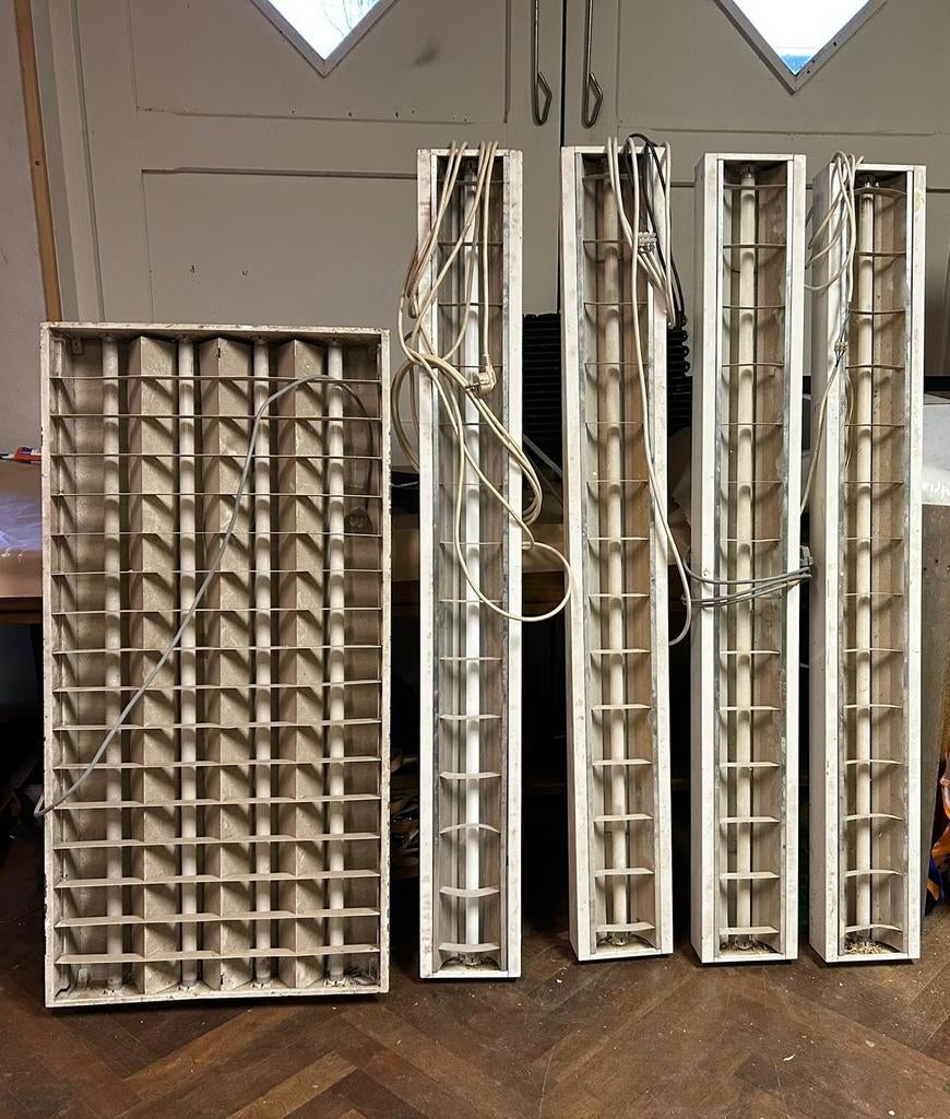 TL lichtbakken, Ophalen