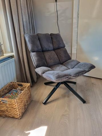 Draai fauteuil antraciet kleur beschikbaar voor biedingen