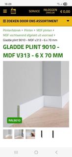 gladde afgelakte plint 9010, Ophalen, Nieuw, Mdf, 250 cm of meer