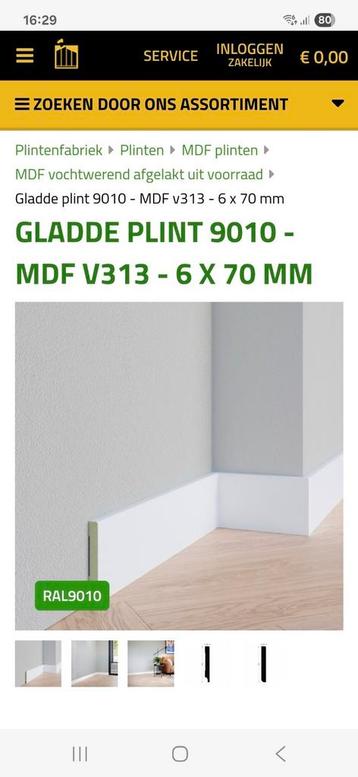 gladde afgelakte plint 9010 beschikbaar voor biedingen