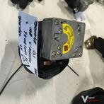 Mercedes C203 220 cdi 2002 Gordel Linksvoor of Rechtsachter