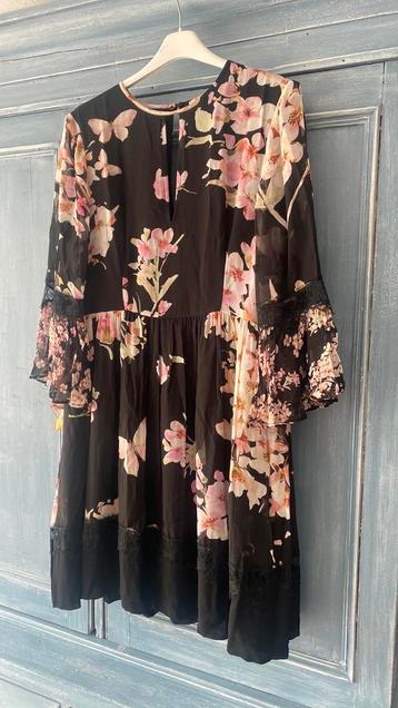 Beeldig jurkje van: Twinset beschikbaar voor biedingen