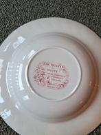 The hunter Myott hand engraved permanent colours borden., Ophalen of Verzenden, Zo goed als nieuw, Porselein, Bord of Schaal