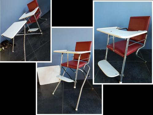 Vintage kinderstoel, rood skai, tafel en stoel van te maken, Kinderen en Baby's, Kinderkamer | Tafels en Stoelen, Gebruikt, Tafel(s) en Stoel(en)