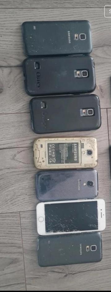Aantal defecte telefoons, niet werkend  beschikbaar voor biedingen