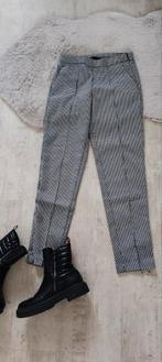 Broek Esmara size 36, Kleding | Dames, Broeken en Pantalons, Zwart, Ophalen of Verzenden, Zo goed als nieuw, Maat 36 (S)