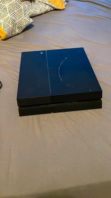 Ps4 inclusief kabels en 1 controller beschikbaar voor biedingen