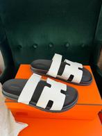 Hermes Chypre in beige greise maat 43 - NEW, Kleding | Heren, Schoenen, Sandalen, Wit, Nieuw, Ophalen of Verzenden