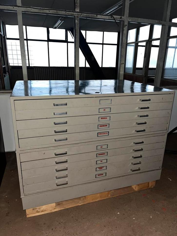 Prachtige Historische tekeningenkast, Huis en Inrichting, Kasten | Roldeurkasten en Archiefkasten, Zo goed als nieuw, Minder dan 100 cm