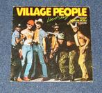 LP - Village People - Live And Sleazy (2LP), Ophalen of Verzenden, 1960 tot 1980, Gebruikt, 12 inch