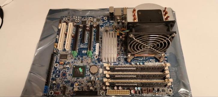 HP Z400 Moederbord met Xeon W3520 Processor, Computers en Software, Moederborden, Gebruikt, Intel, DDR3, Ophalen of Verzenden