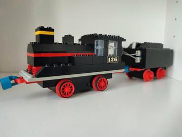 Vintage Lego trein 126 omgebouwd naar 122 beschikbaar voor biedingen
