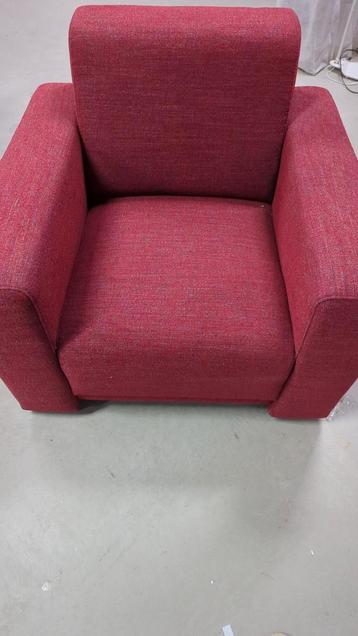 Grote fauteuil rood met sterke stof