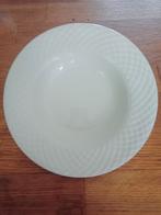 Wedwood Regina Ironstone, Huis en Inrichting, Keuken | Servies, Keramiek, Wedwood, Ophalen of Verzenden, Zo goed als nieuw