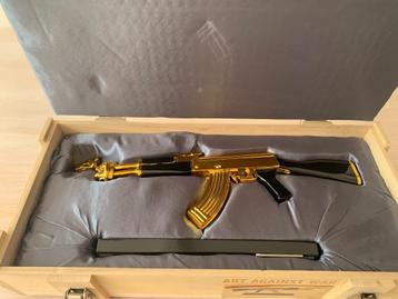 AK 47 Peace edition / gold  beschikbaar voor biedingen