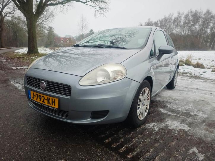 Fiat Punto 1.4 16V 3DR 2009 Grijs, Auto's, Fiat, Particulier, Grande Punto, Airbags, Airconditioning, Centrale vergrendeling, Elektrische ramen