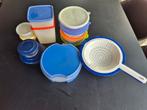 Tupperware  10 bakje afsluitbaar Vergiet koektrommel camping, Ophalen of Verzenden, Gebruikt