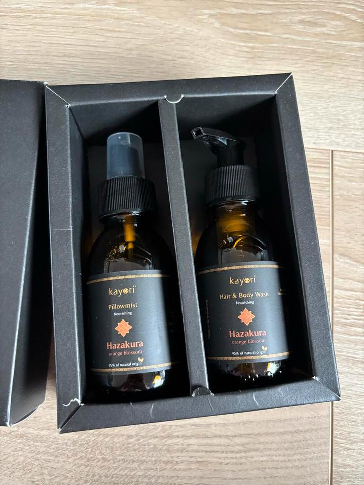 Ergosleep x Kayori Hazakura Set - Nieuw!, Sieraden, Tassen en Uiterlijk, Uiterlijk | Parfum, Nieuw, Ophalen of Verzenden