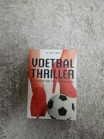 Voetbal Thriller van Peter Lane, Ophalen of Verzenden, Zo goed als nieuw, Balsport