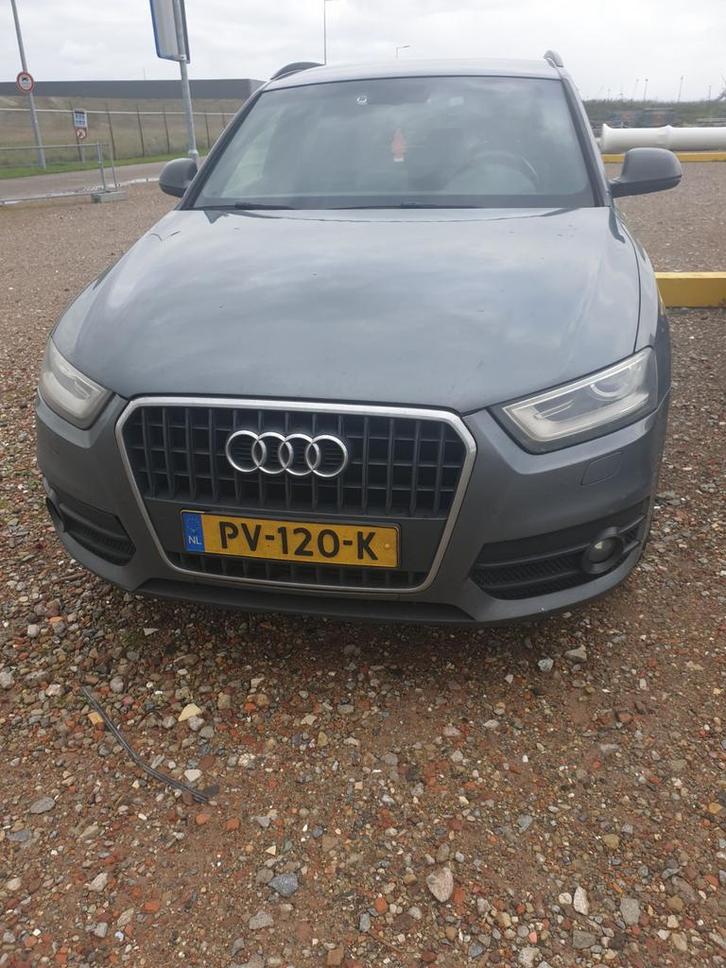Audi Q3 2.0 TDI 100KW 2012 Grijs, Auto's, Audi, Particulier, Q3, ABS, Airbags, Airconditioning, Bluetooth, Bochtverlichting, Centrale vergrendeling