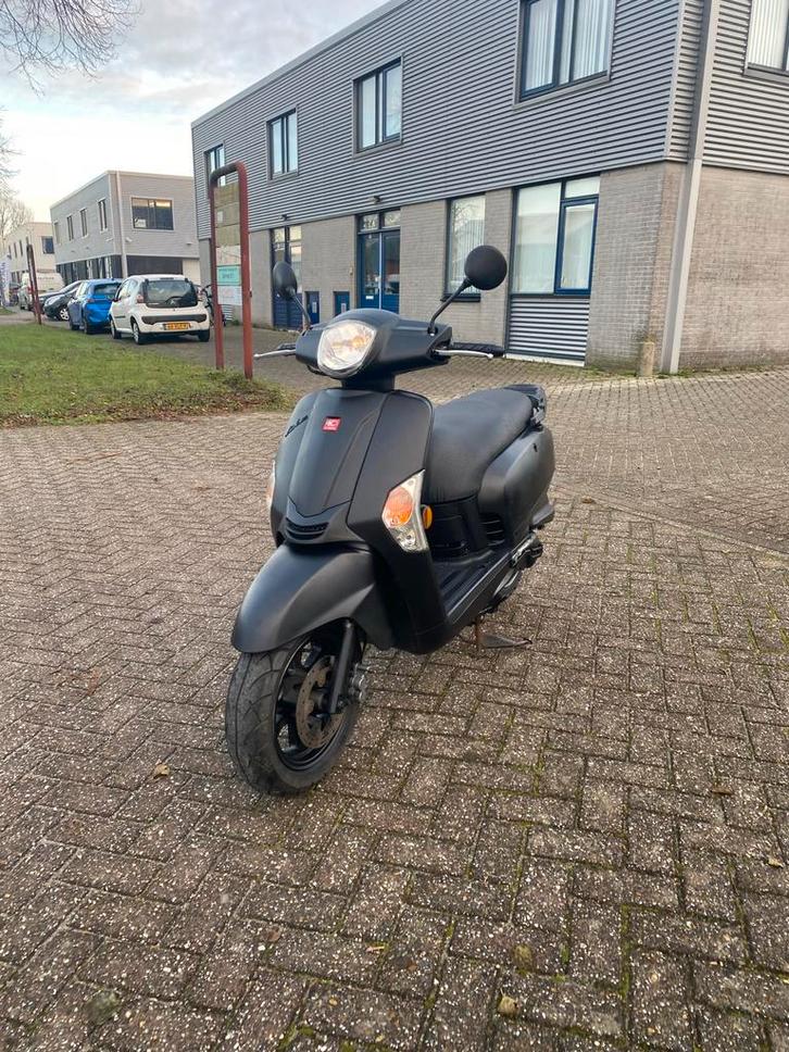 Kymco Like 50 4T - 2011 - Groot Onderhoud gehad!, Fietsen en Brommers, Snorfietsen en Snorscooters, Gebruikt, Kymco, Benzine, Ophalen