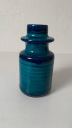 Puntgaaf turquoise blauw geglazuurd vaasje van Jaap Ravelli., Ophalen of Verzenden