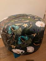 Nieuw gestoffeerd vintage naaipoef poef, Ophalen, Nieuw