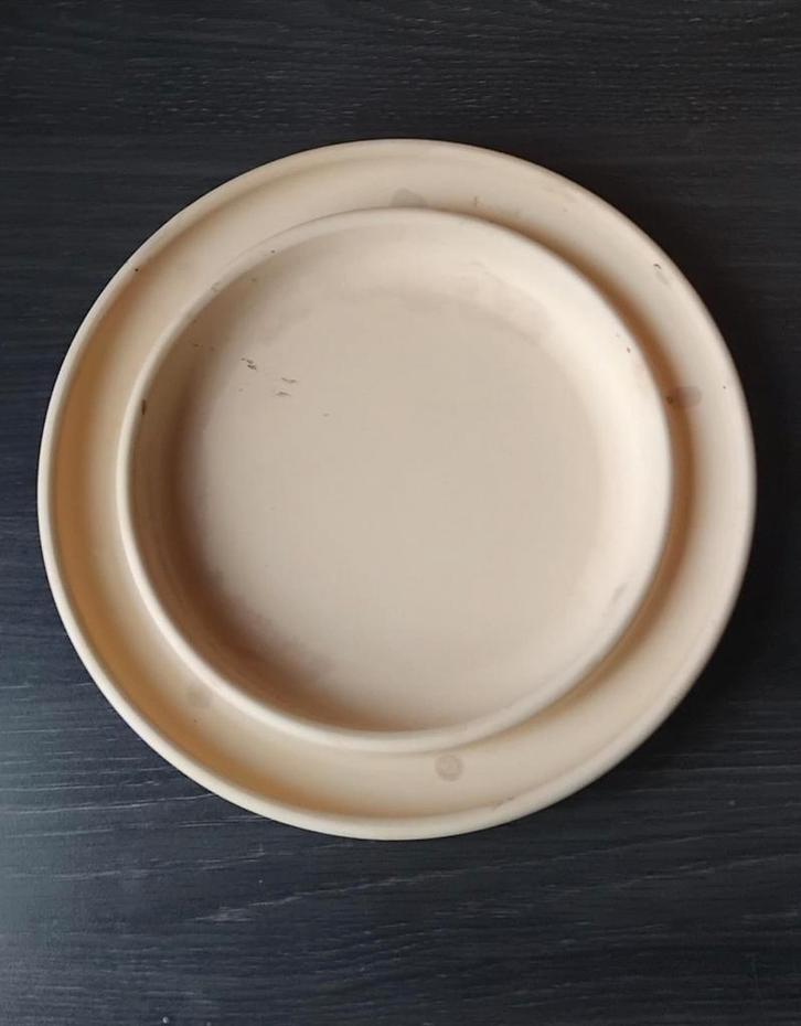 Twee keramieken schalen voor brood / pizza bakken Ceraflam, Huis en Inrichting, Keuken | Potten en Pannen, Zo goed als nieuw, Ophalen of Verzenden