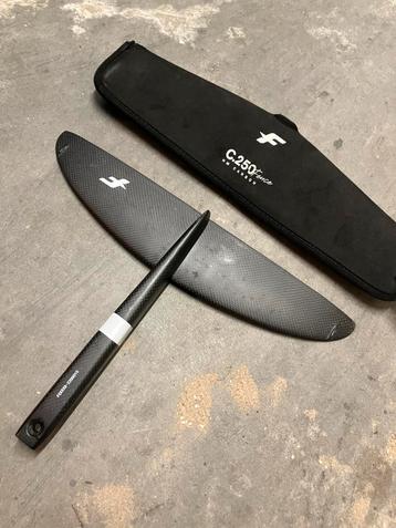 F-One stabilizar C250 beschikbaar voor biedingen