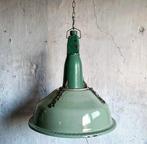 Vintage groene industriële emaille hanglampen Sovjet-Unie., Ophalen of Verzenden, Zo goed als nieuw, Minder dan 50 cm