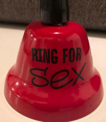 Ring For Sex Hand Bel beschikbaar voor biedingen