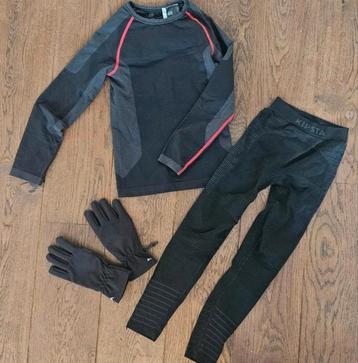 Thermo sport kleding set 122/128 beschikbaar voor biedingen