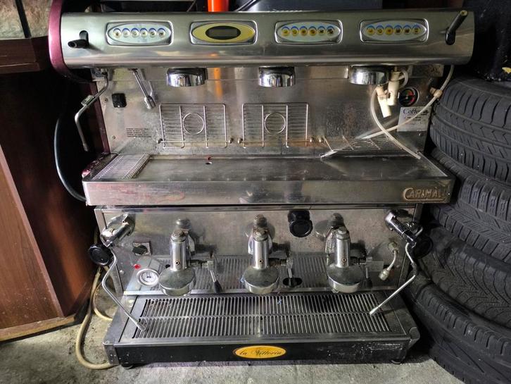 Carimali en la Vittoria koffiemachines, Zakelijke goederen, Horeca | Keukenapparatuur, Gebruikt, Ophalen