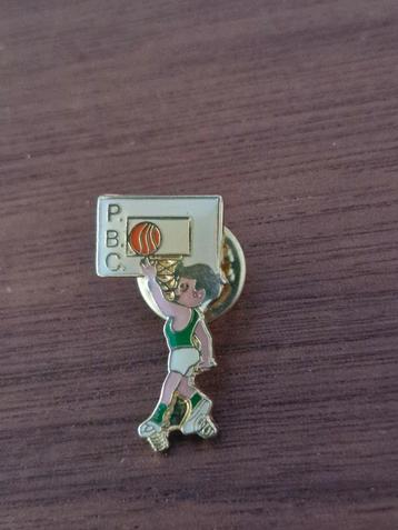 468 Pin  PBC Basketball  beschikbaar voor biedingen