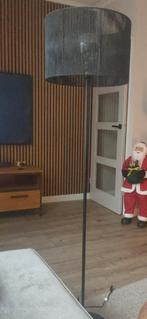 Mooie staande lamp met smoke bol, Ophalen of Verzenden, Zo goed als nieuw, Glas, Modern