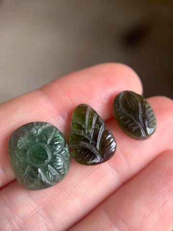 Toermalijn edelstenen cabochons groen beschikbaar voor biedingen