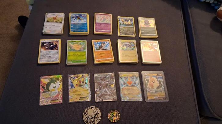 Pokemonkaarten | Ruilen | Alleen echte kaarten |, Hobby en Vrije tijd, Verzamelkaartspellen | Pokémon, Zo goed als nieuw, Meerdere kaarten