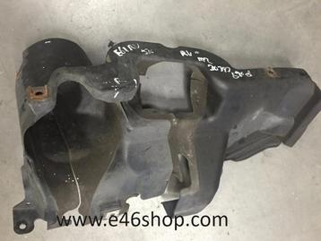Beschermplaat rubber rechtsvoor BMW E60 E61  beschikbaar voor biedingen
