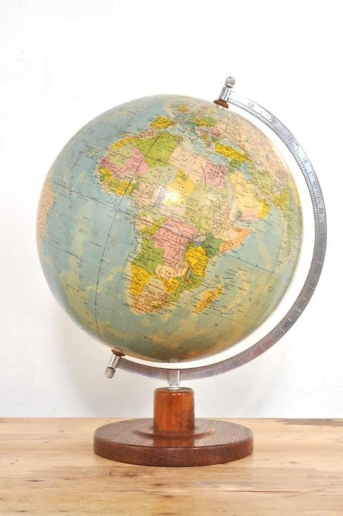 Vintage wereldbol Räth globe papier maché ca 1960, Huis en Inrichting, Woonaccessoires | Wereldbollen, Gebruikt, Ophalen of Verzenden