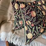 Engelse SET kussens William Morris Fruits gobelin groen, Het lijstje vaan brocante, Westdijk 41 3241GT Middelharnis, Overige kleuren