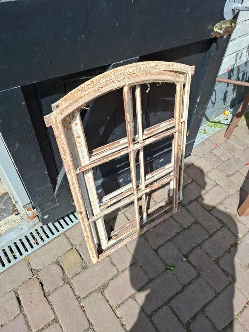 Gietijzeren ramen - 3 stuks (1 met breuk gratis), Doe-het-zelf en Verbouw, Glas en Ramen, Gebruikt, Gevelraam of Ruit, 80 tot 120 cm